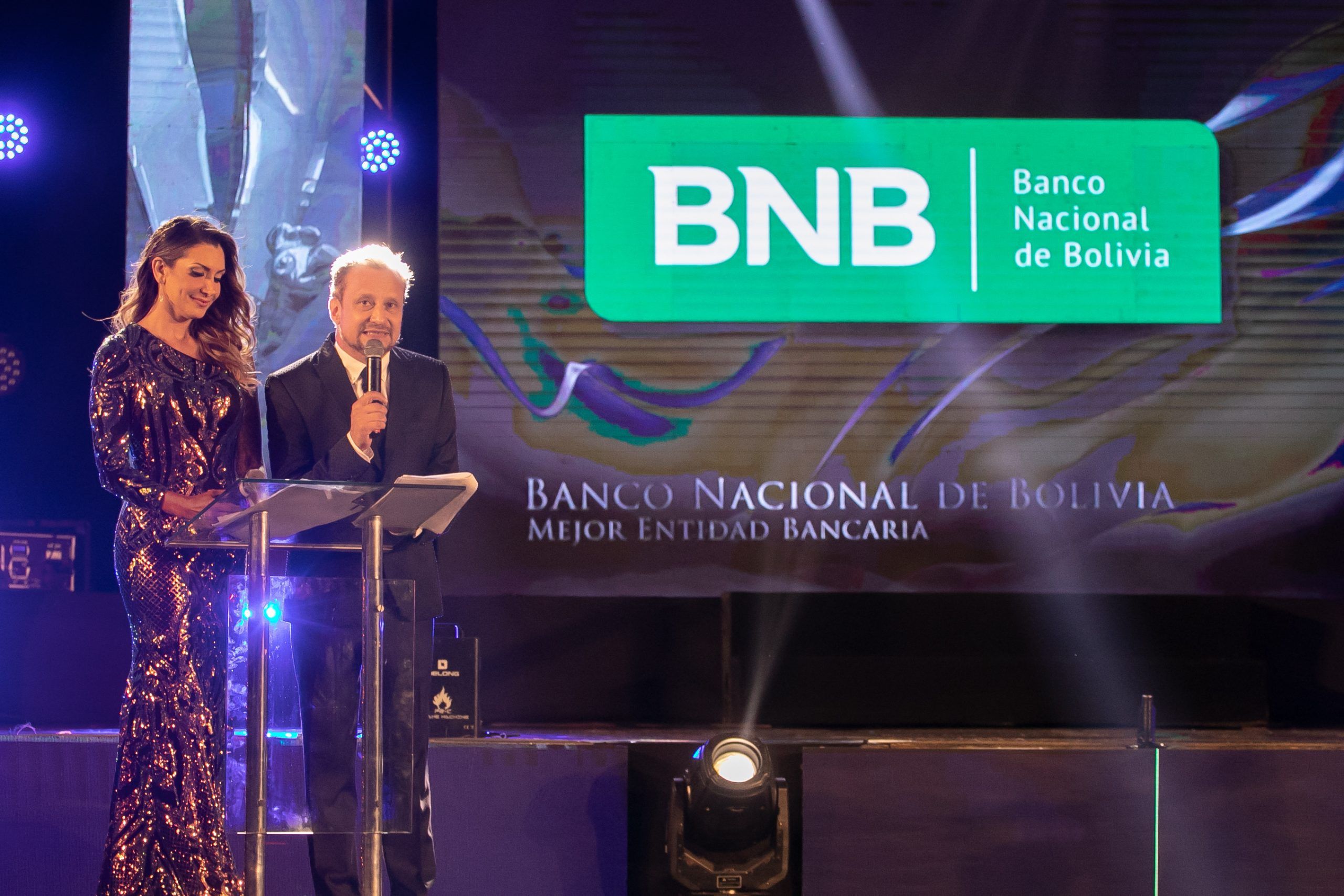 El BNB es reconocido como la “Mejor Entidad Bancaria” por Premios Maya 2021  | Magazine Management