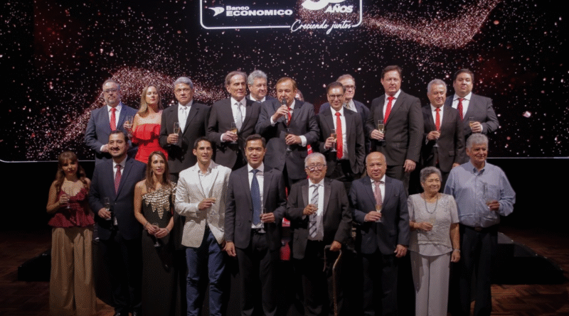 Banco Económico cumple 35 años con depósitos récord