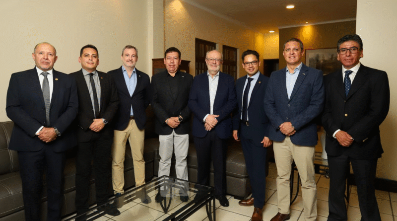 CNI acerca a Bolivia a inversionistas de España