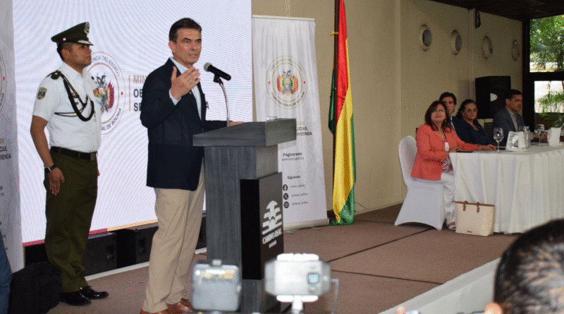 CAF y Bolivia apuntan a corredor bioceánico estratégico