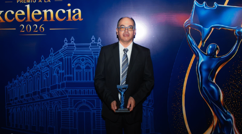 SOBOCE es reconocida con el premio “Andalucía Tarijeña” por su aporte al desarrollo de Tarija