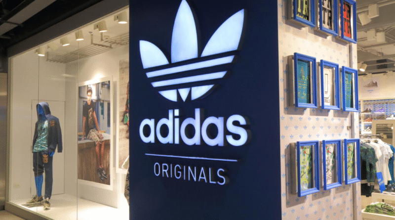 Messi y Bad Bunny impulsan apuesta mundialista de Adidas