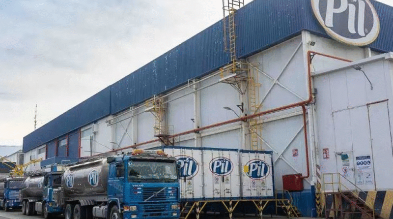 Bloqueos en El Alto reducen producción de PIL al 25% y generan pérdidas superiores a Bs. 16.000.000