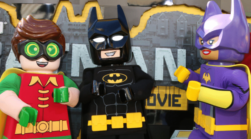 LEGO reactiva la franquicia Arkham con nuevo Batimóvil