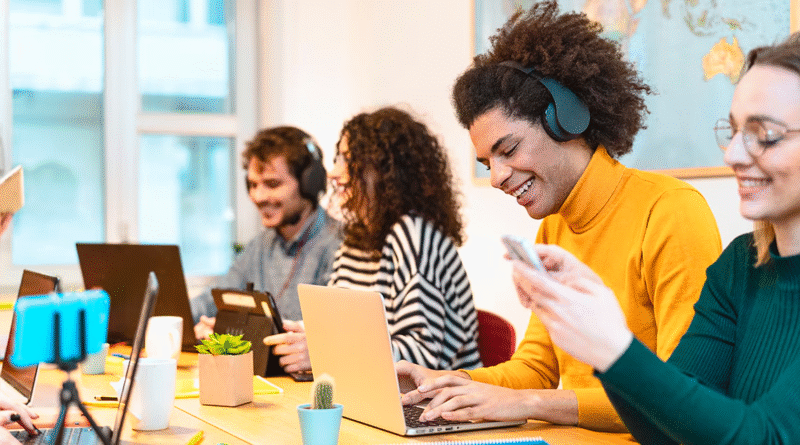 La generación Z redefine el trabajo: menos permanencia, más propósito